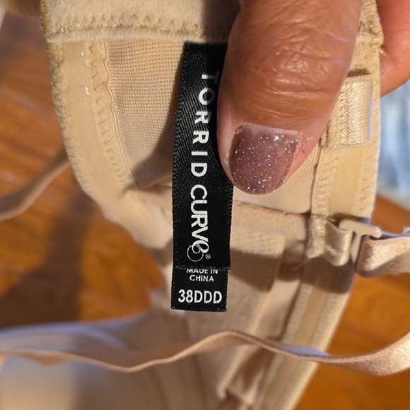 Torrid Elegant Cream Lace Bra - Picture 2 of 8